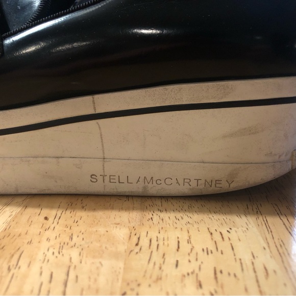 STELLA MCCARTNEY Vegan Patent Leather Chain-Link Accents Loafers. Size 6. - Picture 2 of 12